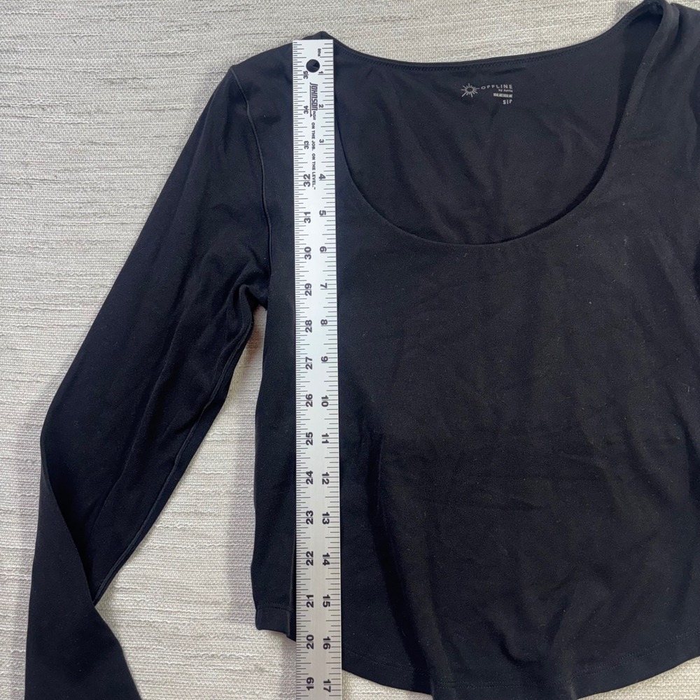 OFFLINE by Aerie Real Me Black Scoop Neck Long Sleeve Cropped Top Small 1876